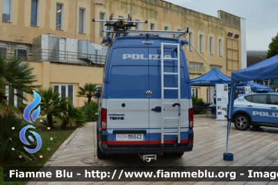 Volkswagen Crafter II serie
Polizia di Stato
Unità Artificieri
Allestimento Tekne
POLIZIA M6642
Parole chiave: Volkswagen Crafter_II serie_FieraDelLevante2024_POLIZIAM6642