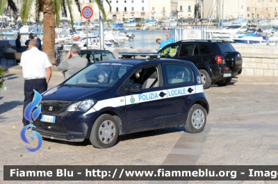 Seat Mii
Polizia Locale Trani (Bt)
POLIZIA LOCALE YA181AA
Parole chiave: Seat Mii_POLIZIALOCALEYA181AA