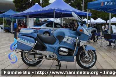 Bmw r850rt II serie
Polizia di Stato
Polizia Stradale
POLIZIA G0373
Parole chiave: Bmw r850rt_II serie_FieraDelLevante2024_POLIZIAG0373