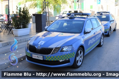 Skoda Octavia Wagon V serie
Polizia di Stato
Polizia Stradale
Allestimento Focaccia
Decorazione Grafica Artlantis
POLIZIA M4717
in scorta al Giro d'Italia 2020
Parole chiave: Skoda Octavia Wagon_V serie_POLIZIAM4717