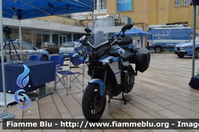 Yamaha Tracer 9
Polizia di Stato
Squadra Volante
POLIZIA G3475
Parole chiave: Yamaha Tracer 9_FieraDelLevante2024_POLIZIAG3475