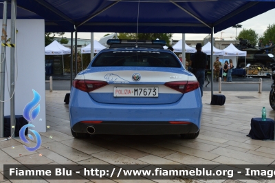 Alfa Romeo Nuova Giulia
Polizia di Stato
Squadra Volante
Allestimento FCA
POLIZIA M7673
Parole chiave: Alfa Romeo Nuova Giulia_FieraDelLevante2024_POLIZIAM7673