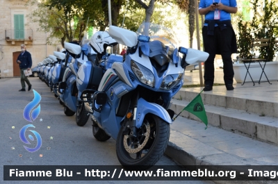 Yamaha FJR 1300 II serie
Polizia di Stato
Polizia Stradale
Allestimento Elevox
POLIZIA G3082
in scorta al Giro d'Italia 2020
Moto "verde"
Parole chiave: Yamaha FJR 1300_II serie_POLIZIAG3082