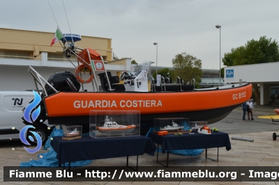 Gommone GC B152
Guardia Costiera
GC B152
Parole chiave: Gommone_FieraDelLevante2024_ GC B152