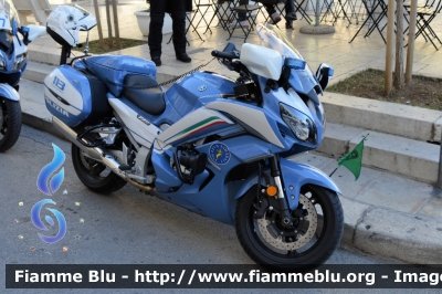 Yamaha FJR 1300 II serie
Polizia di Stato
Polizia Stradale
Allestimento Elevox
POLIZIA G3082
in scorta al Giro d'Italia 2020
Moto "verde"
Parole chiave: Yamaha FJR 1300_II serie_POLIZIAG3082