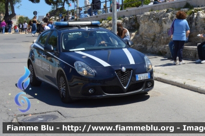 Alfa Romeo Nuova Giulietta restyle
Polizia Locale
Comune di Trani (BT)
POLIZIA LOCALE YA 246 AA
Parole chiave: Alfa-Romeo Nuova Giulietta_restyle_POLIZIALOCALEYA246AA