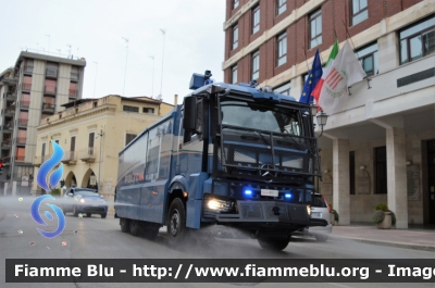 Mercedes-Benz Arocs
Polizia di Stato
IV Reparto Mobile Napoli
Idrante allestimento Bai
POLIZIA M3711
Parole chiave: Mercedes-Benz Arocs_POLIZIAM3711