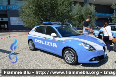 Alfa Romeo Nuova Giulietta restyle
Polizia di Stato
Reparto Prevenzione Crimine
Allestita NCT Nuova Carrozzeria Torinese
POLIZIA M1369
Parole chiave: Alfa-Romeo Nuova Giulietta_restyle_POLIZIAM1369