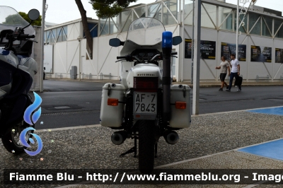 Moto Guzzi V75
Polizia Municipale 
Comune di Bari
*mezzo storico*
Parole chiave: Moto Guzzi V75_FieraDelLevante2024_