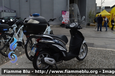 Piaggio Liberty
Polizia Locale
Comune di Bari
POLIZIA LOCALE YA 03994
Parole chiave: Piaggio Liberty_FieraDelLevante2024_POLIZIALOCALEYA03994