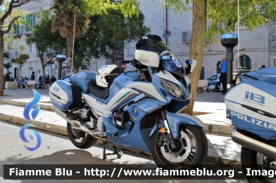 Yamaha FJR 1300 II serie
Polizia di Stato
Polizia Stradale
Allestimento Elevox
POLIZIA G3108
in scorta al Giro d'Italia 2020
Parole chiave: Yamaha FJR 1300_II serie_POLIZIAG3108