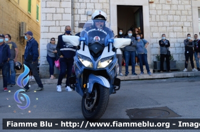 Yamaha FJR 1300 II serie
Polizia di Stato
Polizia Stradale
Allestimento Elevox
POLIZIA G3124
in scorta al Giro d'Italia 2020
Moto "Jolly"
Parole chiave: Yamaha FJR 1300_II serie_POLIZIAG3124