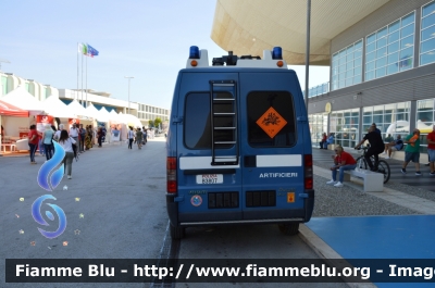 Fiat Ducato II Serie
Polizia di Stato 
Unità Artificieri 
POLIZIA B3807
Parole chiave: Fiat Ducato_II Serie_POLIZIAB3807