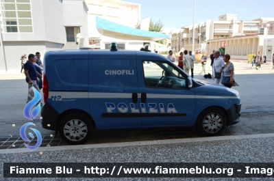 Fiat Doblò III serie
Polizia di Stato
Unità Cinofile
POLIZIA H4507
Parole chiave: Fiat Doblò_III serie_POLIZIAH4507