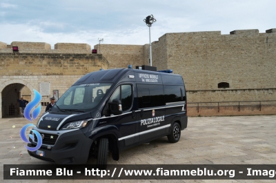 Fiat Ducato X290
Polizia Municipale Barletta
POLIZIA LOCALE YA 193 AG
Allestimento Bertazzoni
Parole chiave: Fiat Ducato X290_POLIZIALOCALEYA193AG