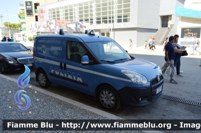 Fiat Doblò III serie
Polizia di Stato
Unità Cinofile
POLIZIA H4507
Parole chiave: Fiat Doblò_III serie_POLIZIAH4507