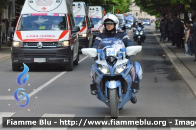 Yamaha FJR 1300 II serie
Polizia di Stato
Polizia Stradale
Allestimento Elevox
POLIZIA G3149
in scorta al Giro d'Italia 2021
Moto "24"
Parole chiave: Yamaha FJR 1300_II serie_POLIZIAG3149_giro italia 2021