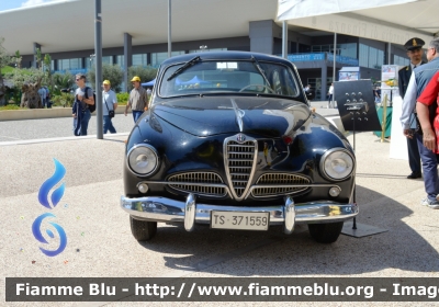 Alfa Romeo 1900
Guardia di Finanza
Anno 1954
TS 371559
In attesa di restauro conservativo
In esposizione alla Fiera del Levante di Bari
Parole chiave: Alfa Romeo 1900_TS 371559