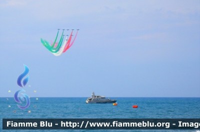 Aermacchi MB339PAN
Aeronautica Militare Italiana
313° Gruppo Addestramento Acrobatico
Stagione esibizioni 2022
Air Show Giovinazzo/Molfetta
Parole chiave: Aermacchi MB339PAN