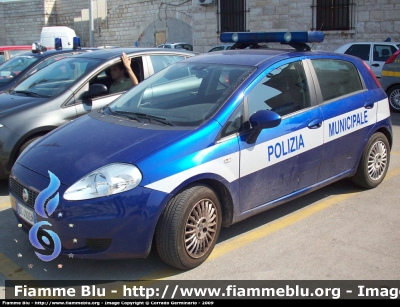 Fiat Grande Punto
Polizia Municipale Giovinazzo
Parole chiave: Fiat Grande_Punto PM_Giovinazzo