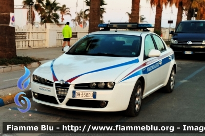 Alfa Romeo 159
Associazione Nazionale Polizia di Stato
Nucleo Protezione Civile
Sezione di Barletta (BT)
Parole chiave: Alfa-Romeo 159