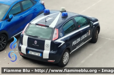 Fiat Grande Punto
Polizia Locale
Comune di Locorotondo (BA)
POLIZIA LOCALE YA 157 AA
Parole chiave: Fiat Grande Punto_POLIZIALOCALEYA157AA