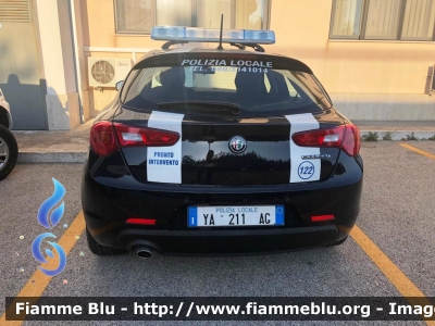 Alfa Romeo Nuova Giulietta Restyle
Polizia Municipale Altamura
POLIZIA LOCALE YA 221 AG
Parole chiave: Alfa-Romeo Nuova Giulietta_Restyle_POLIZIALOCALEYA221AG