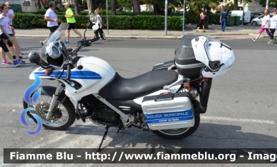 BMW F650G
Polizia Municipale
Comune di Bari
Parole chiave: BMW F650G