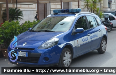 Renault Clio IV serie
Polizia Municipale Molfetta
Parole chiave: Renault Clio_IVserie