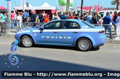 Alfa Romeo 159
Polizia di Stato
Polizia Stradale
POLIZIA F7323
Parole chiave: Alfa-Romeo 159 POLIZIAF7323