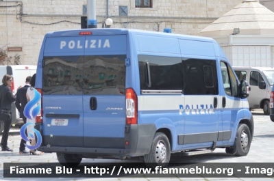 Citroen Jumper III serie
Polizia di Stato
POLIZIA H8351
Parole chiave: Citroen Jumper_IIIserie POLIZIAH8351