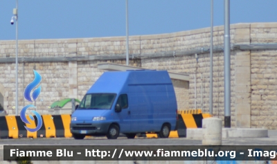 Fiat Ducato II serie
Polizia di Stato
Servizio Aereo
Posto Mobile di Controllo
BV 758 YA
Parole chiave: Fiat_Ducato Maxi II serie_servizio aereo_polizia di stato_BV758YA