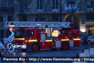 Mercedes-Benz Atego 1325 II serie
France - Francia
Brigade Sapeurs Pompiers de Paris
Parole chiave: Mercedes-Benz Atego_1325_IIserie