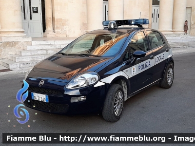 Fiat Punto VI serie
Polizia Locale
Comune di Lecce
POLIZIA LOCALE YA 212 AN
Parole chiave: Fiat Punto_VI serie_POLIZIA LOCALEYA212AN