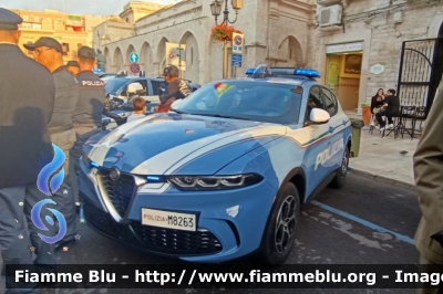 Alfa Romeo Tonale
Polizia di Stato
Squadra Volante
Allestimento FCA
POLIZIA M8263
Parole chiave: Alfa-Romeo Tonale_POLIZIAM8263