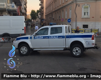 Tata Xenon
Polizia Municipale Barletta
POLIZIA LOCALE YA 676 AL
Parole chiave: Tata Xenon POLIZIALOCALEYA676AL