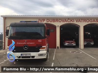 Mercedes-Benz Atego I serie
Republika Hrvatska - Croazia
Vigili Del Fuoco - Dubrovnik
Parole chiave: Mercedes-Benz Atego_I serie