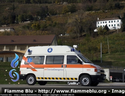 Volkswagen Transporter T4
ESAM onlus
Ambulanza 18 - 433
Servizio supporto SUEM 118 Treviso Emergenza
Presso Istituto Bon Bozzolla (Soligo - TV)
Allestimento Mariani Fratelli (1994)
(ex. 18 751 P.S. Vittorio Veneto)

Parole chiave: Volkswagen Transporter_T4 Ambulanza