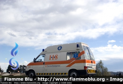 Volkswagen Transporter T4
ESAM onlus
Ambulanza 18 - 433
Servizio supporto SUEM 118 Treviso Emergenza
Presso Istituto Bon Bozzolla (Soligo - TV)
Allestimento Mariani Fratelli (1994)
(ex. 18 751 P.S. Vittorio Veneto)
Parole chiave: Volkswagen Transporter_T4 Ambulanza