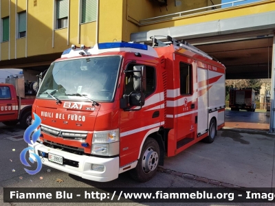 Mitsubishi Fuso Canter III serie
Vigili del Fuoco
Comando Provinciale di Modena
Allestimento Bai
Prototipo Mini APS centri storici
VF 28953
Parole chiave: Mitsubishi Fuso_Canter_IIIserie VF28953