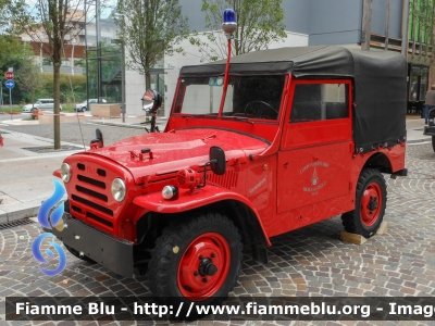 Fiat Campagnola I serie
Vigili del Fuoco
Distretto della Val Di Sole
Corpo Volontario di Pejo (TN)
*Automezzo Storico*
Parole chiave: Fiat Campagnola_Iserie 150_Anni_VF_Trento