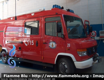 Mercedes-Benz Vario
Vigili del Fuoco
Corpo Permanente di Bolzano
Berufsfeuerwehr Bozen
-Sommozzatori-
VF 028 BZ
Parole chiave: Mercedes-Benz Vario VF028BZ