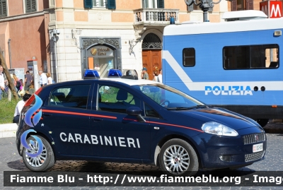 Fiat Grande Punto
Carabinieri
 CC DG381
Parole chiave: Fiat Grande_Punto CCDG381