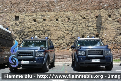 Land Rover Discovery 4
Carabinieri
 VIII Battaglione "Lazio"
 CC BJ069
CC BJ180
