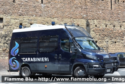 Iveco Daily VI serie 
Carabinieri
 VIII Battaglione "Lazio"
 CC DJ050
