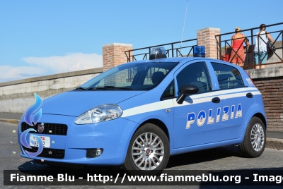 Fiat Grande Punto
Polizia di Stato
 POLIZIA H3142
