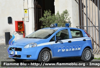 Fiat Grande Punto
Polizia di Stato
 POLIZIA H6660
Parole chiave: Fiat Grande_Punto POLIZIAH6660