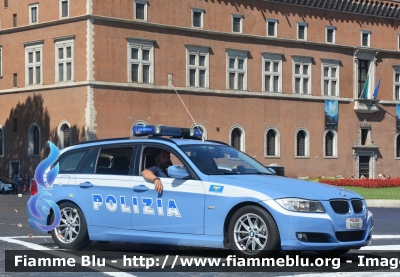 Bmw 320 Touring E91 restyle 
Polizia di Stato
 Reparto Prevenzione Crimine 
 POLIZIA H4085
