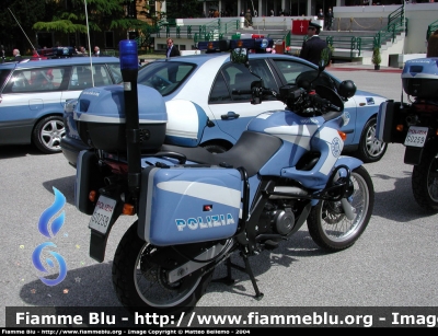 Aprilia Pegaso 650 II Serie
Polizia di Stato
Squadra Volante
POLIZIA G0258
Parole chiave: Aprilia Pegaso_650_IISerie PoliziaG0258