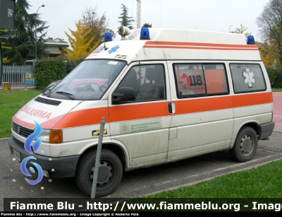 Volkswagen Transporter T4
118 Modena Soccorso
Azienda USL di Modena
Ambulanza "MO1405"

Parole chiave: Volkswagen_Transporter_T4_118_Modena